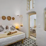 Villa Mystagoge Cave Pool/jacuzzi, Cellar And Hammam