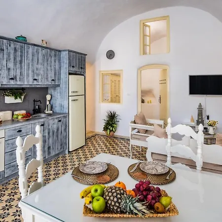 Βίλα Mystagoge Cave Pool/jacuzzi, Cellar And Hammam *