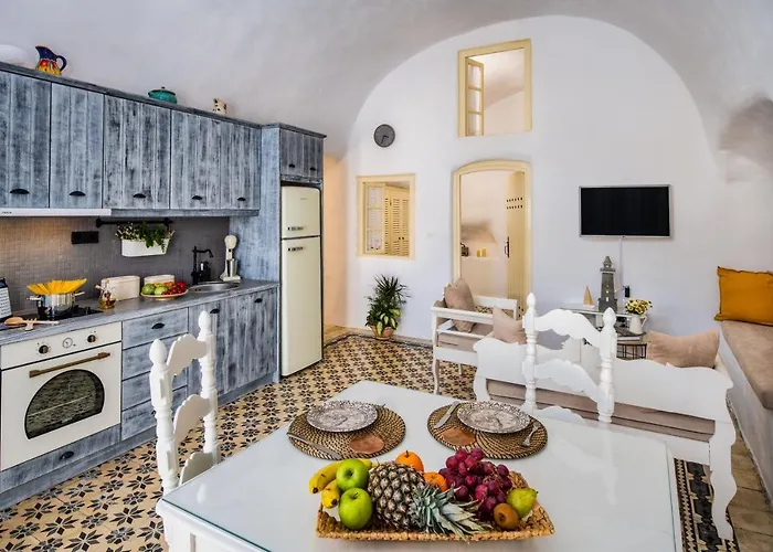 Villa Mystagoge Cave Pool/jacuzzi, Cellar And Hammam *